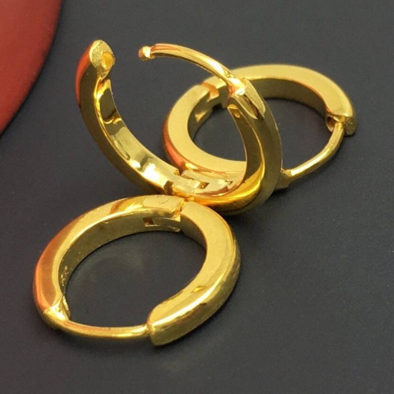 Locker Huggie 14K Gold Ohrring, Gespleißte Saturn Cosmo Creolen, Herren Massivgold Comfort Fit E005Ym2 von 360JewelsElite