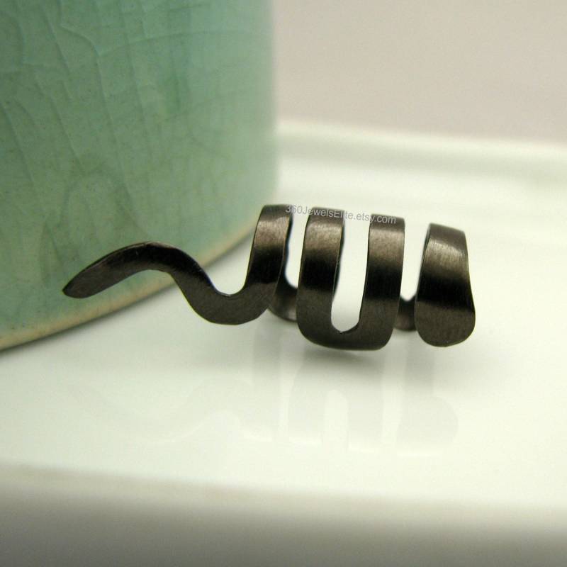 Schlange Ohr Manschette, Schwarz Vergoldet Über 925 Silber Sterling, Nicht Durchbohrt Knorpel Helix Oberlobe Gothic Herren Ohrring, Medium 103F von 360JewelsElite