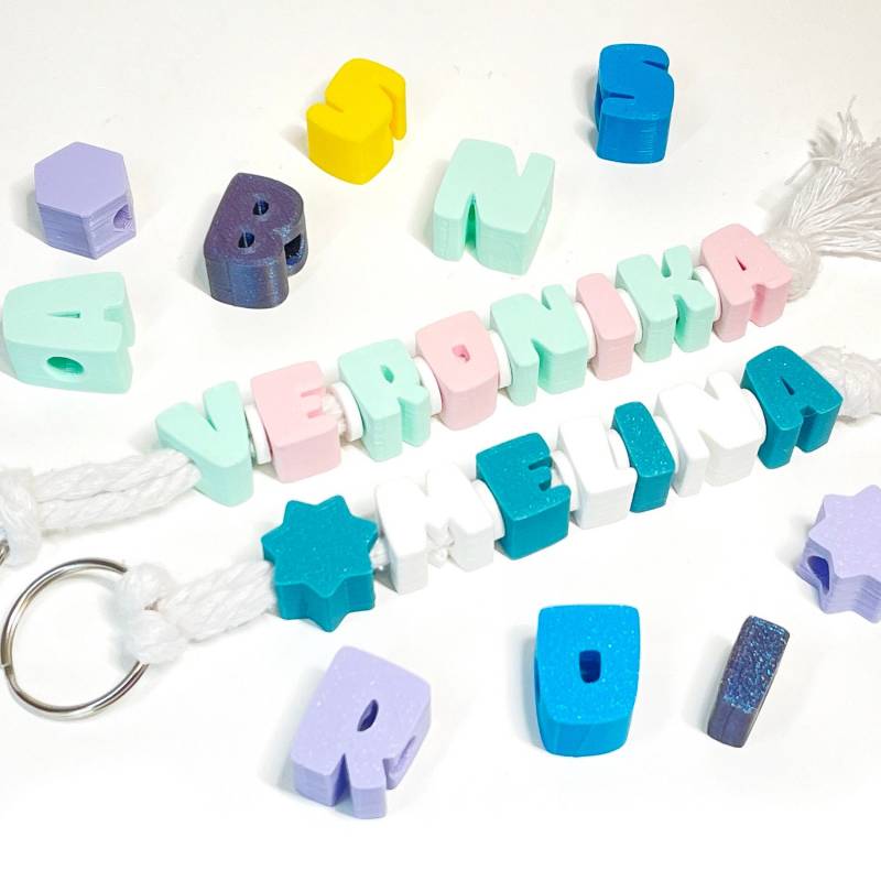 Schlüsselanhänger Mit Name Oder Wunschtext, Flexibel, 2-Farbig - Über 60 Farben von 3DDruckraum