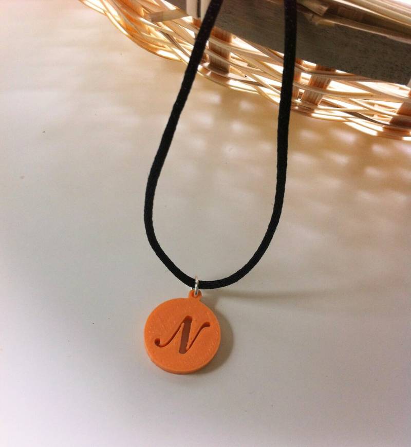 Benutzerdefinierte Initial, 3D Gedruckt, Erste N Brief Halskette, Satin Seide Kordel, Personalisierung, Pla, Hellorange, Brief-Ausschnitt Benutzerdefinierte Initial, 3D Gedruckt, Erste N Brief Halskette, Satin Seide Kordel, Personalisierung, Pla, Hellorange, Brief-Ausschnitt von 3DJewelrySquare
