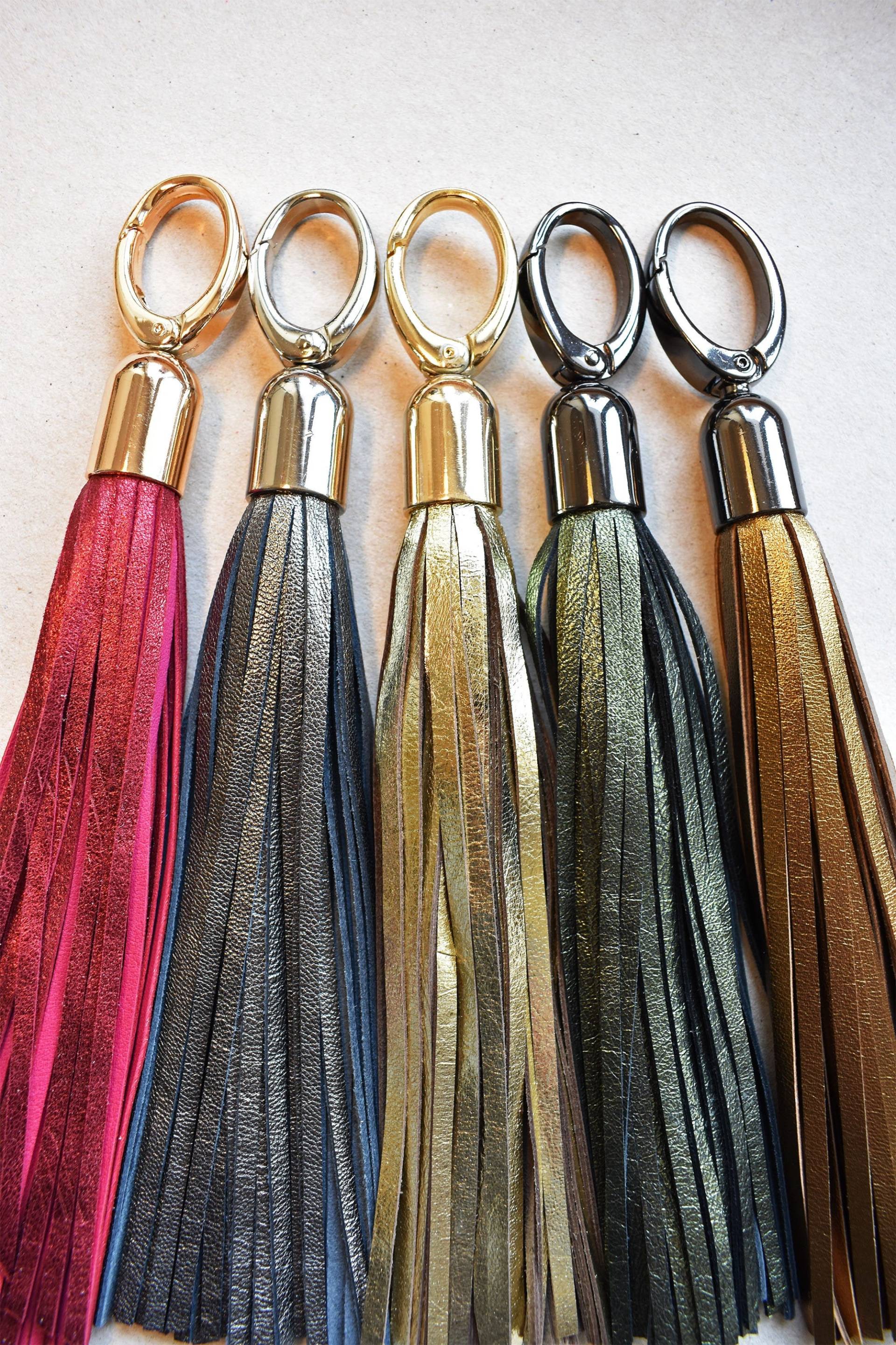 Großer Metallic Leder Quaste Schlüsselanhänger, Lederfransen. Gold, Silber, Bronzefarbe Großer Metallic Leder Quaste Schlüsselanhänger, Lederfransen. Gold, Silber, Bronzefarbe von 3JandDstyle