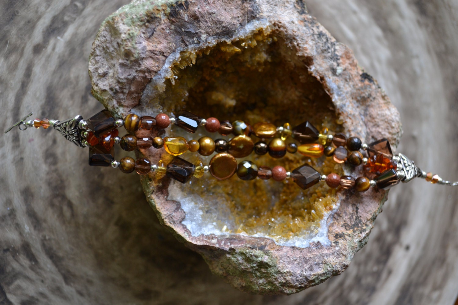 Schöne 3-Strang, Perlen, Glas, Tiger Auge, Bernstein Und Sterling Silber Perlen Armband Ohrringe Set Schöne 3-Strang, Perlen, Glas, Tiger Auge, Bernstein Und Sterling Silber Perlen Armband Ohrringe Set von 3RWeDragonflyDesigns