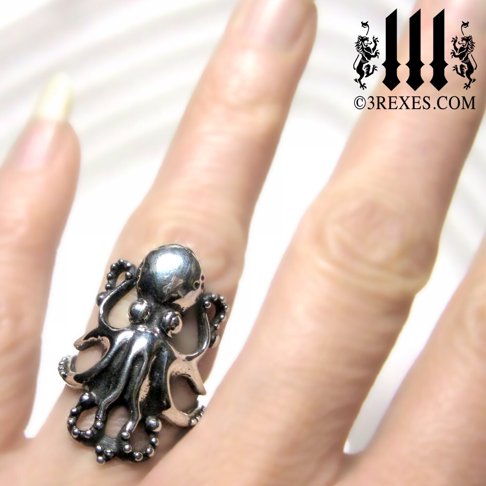 Der Verzauberte Oktopus Ring.925 Sterling Silber Größe 8 Der Verzauberte Oktopus Ring.925 Sterling Silber Größe 8 von 3RexesJewelry