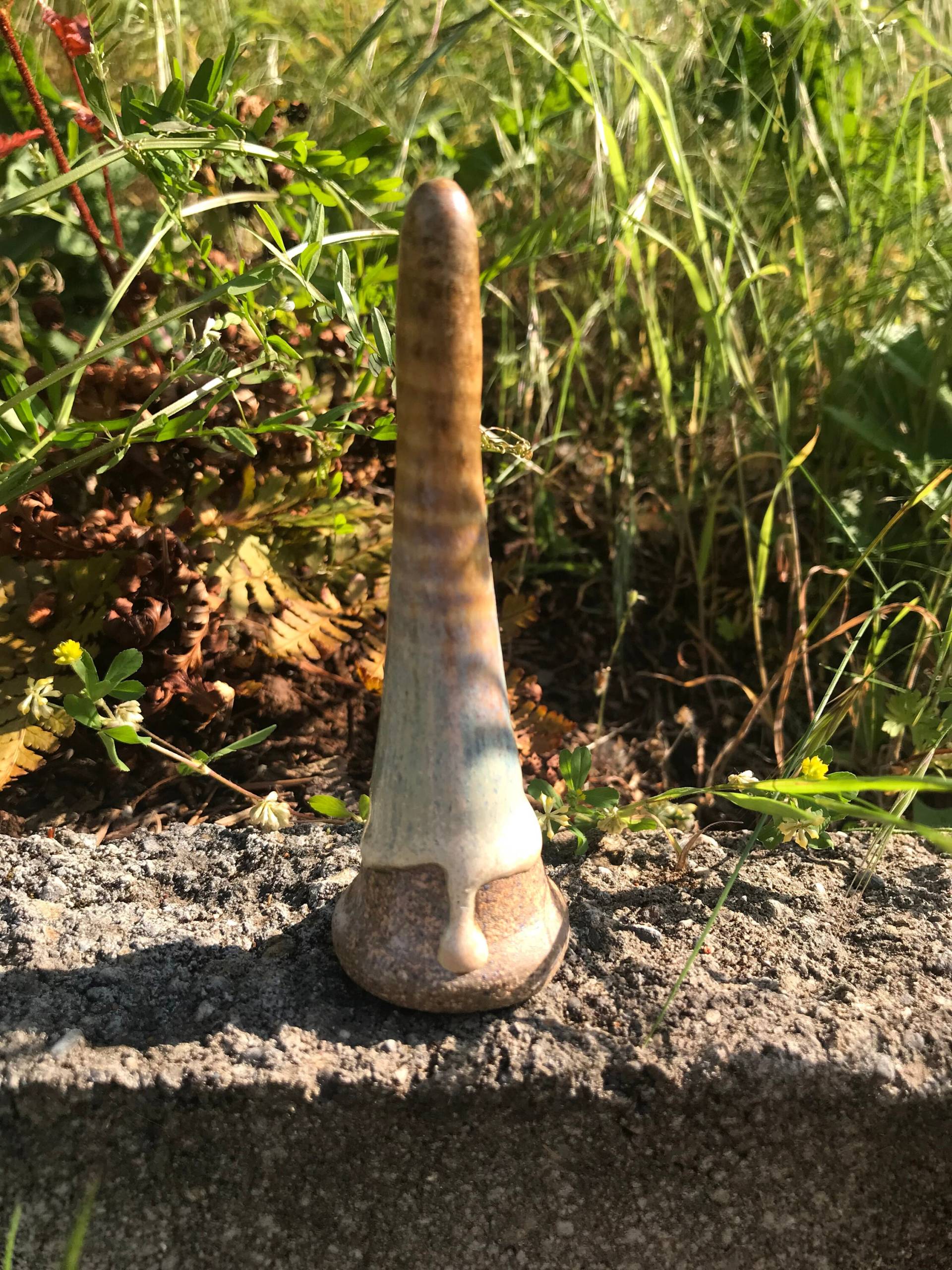 Handarbeit, Keramik, Einhorn-Horn Ring Stand Handarbeit, Keramik, Einhorn-Horn Ring Stand von 3TreePotteryStore