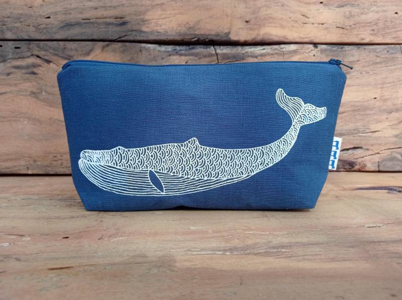Handbedruckte Kosmetiktasche Aus Leinen Handbedruckte Kosmetiktasche Aus Leinen von 3ases