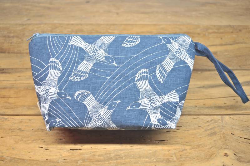 Handbedruckte Kosmetiktasche Handbedruckte Kosmetiktasche von 3ases