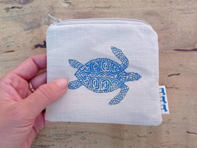 Handbedruckter Münzbeutel Mit Schildkröte von 3ases