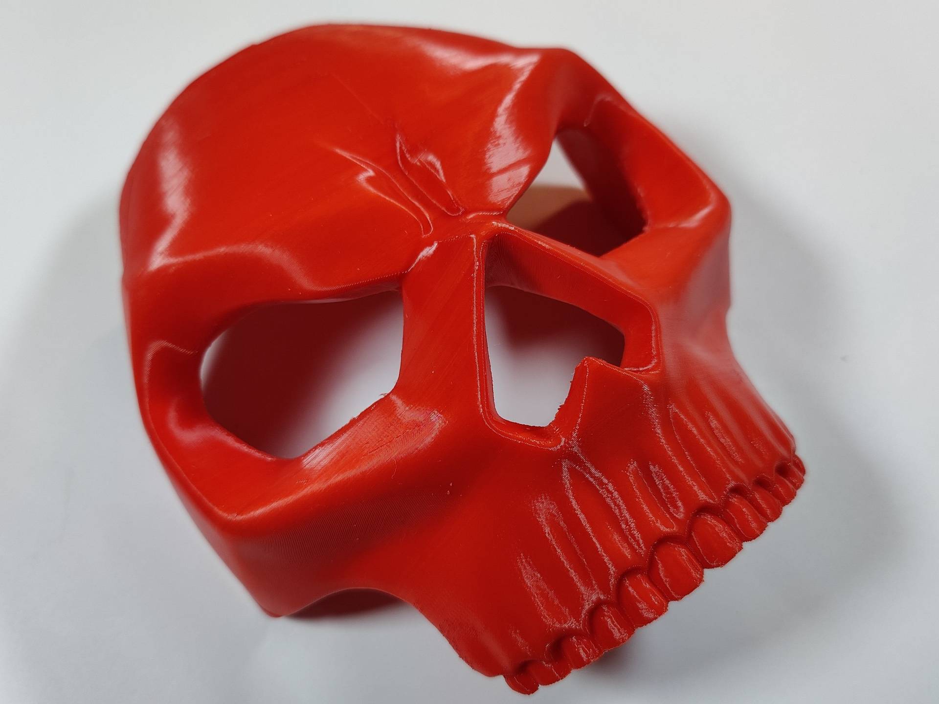 Ghost Mask | 3D Printed in Red Red Team Perfect For Your Next Cosplay We Are Shipping From Europe Ghost Mask | 3D Printed in Red Red Team Perfect For Your Next Cosplay We Are Shipping From Europe von 3dPrintingFoundry