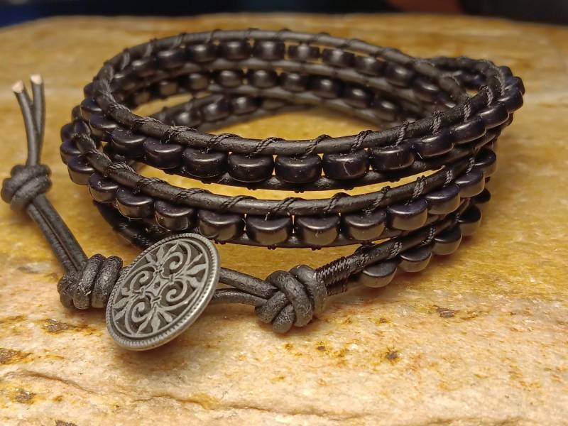 Onyx - Lederwickelarmband, Boho Wrap, Boho, Herren Oder Damen von 3dogsdesign