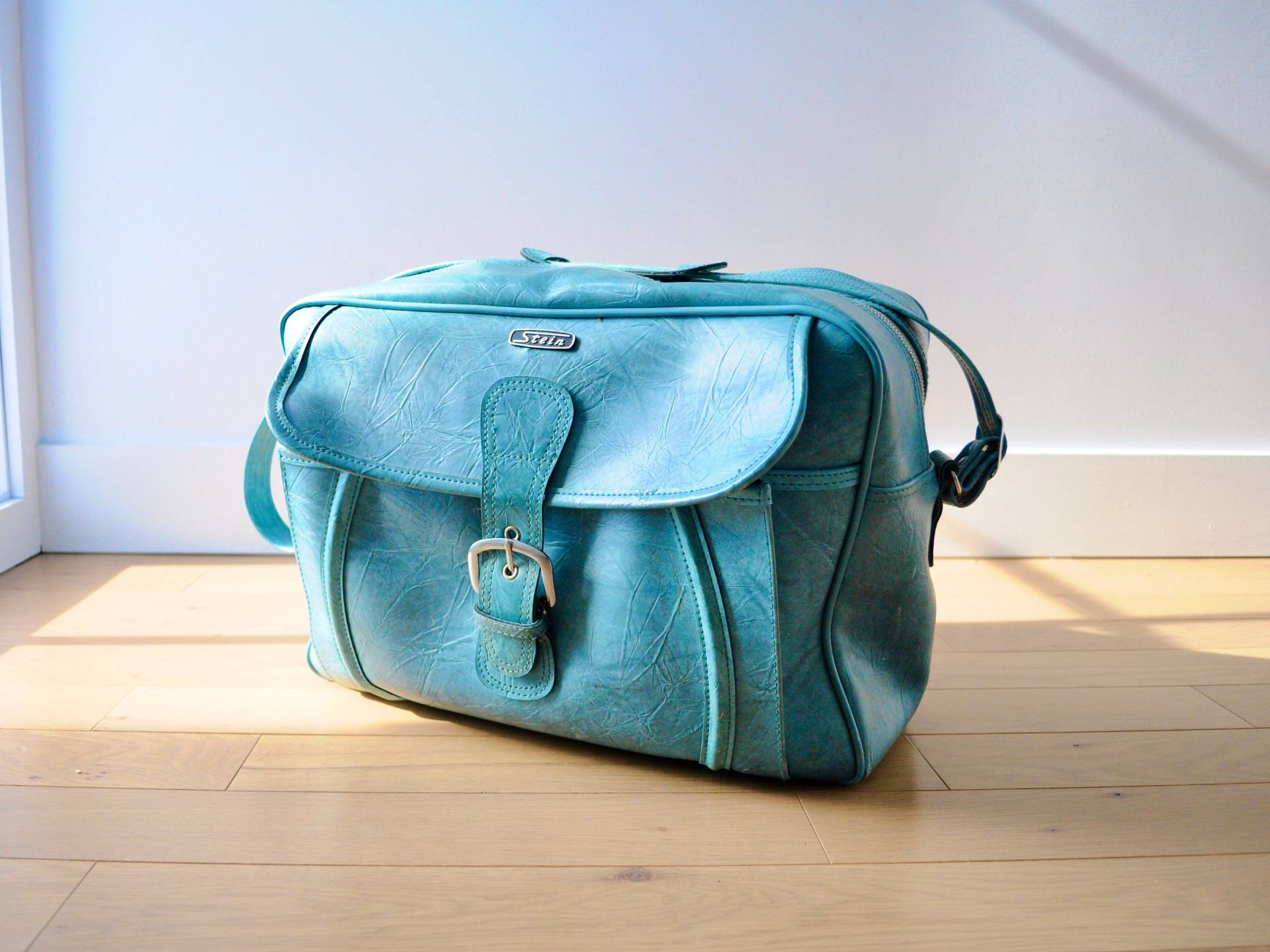 Türkis Vintage Koffer/Reisetasche - Kosmetiktasche Kameratasche Türkis Vintage Koffer/Reisetasche - Kosmetiktasche Kameratasche von 3rvintages