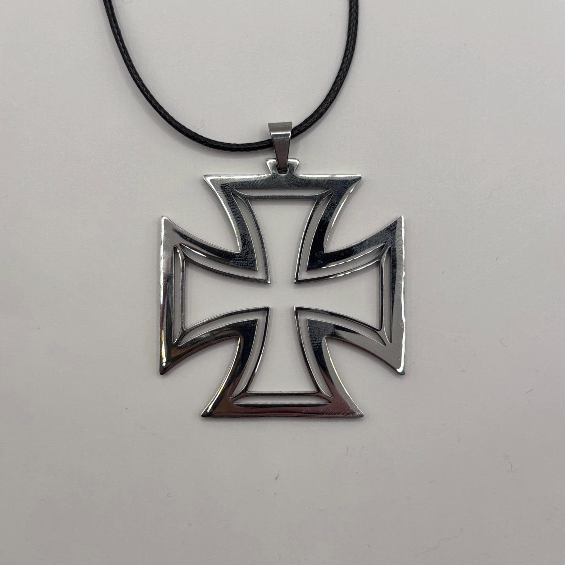 Eisernes Kreuz Kette - Edelstahl Anhänger Herren Schmuck Ritter Templer Gothic Rock Biker 5 X cm von 404patches