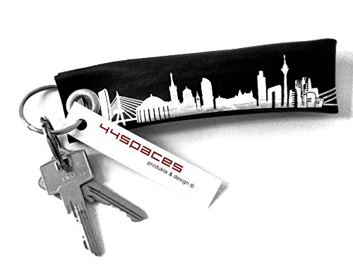 44spaces Schlüsselanhänger Düsseldorf upycling Fahrradschlauch, Geschenk-Idee Männer Recycling-Material vegan von 44spaces