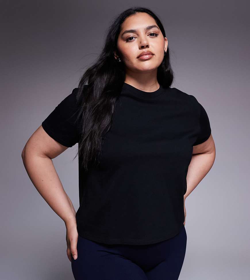 4505 Curve - Icon - Kastiges T-Shirt aus schnell trocknender Baumwolle in Schwarz von 4505