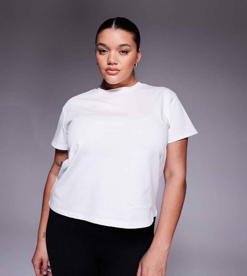 4505 Curve - Icon - Kastiges T-Shirt aus schnell trocknender Baumwolle in Weiß 4505 Curve - Icon - Kastiges T-Shirt aus schnell trocknender Baumwolle in Weiß von 4505