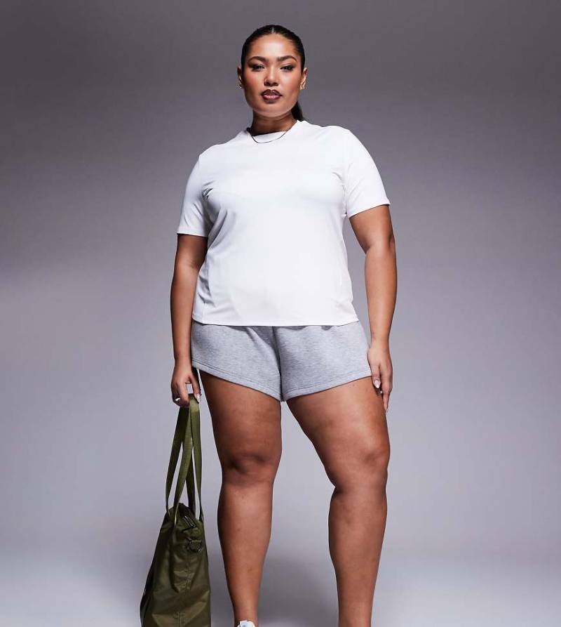 4505 Curve - Icon - Sport-T-Shirt aus schnell trocknendem Material in Weiß 4505 Curve - Icon - Sport-T-Shirt aus schnell trocknendem Material in Weiß von 4505