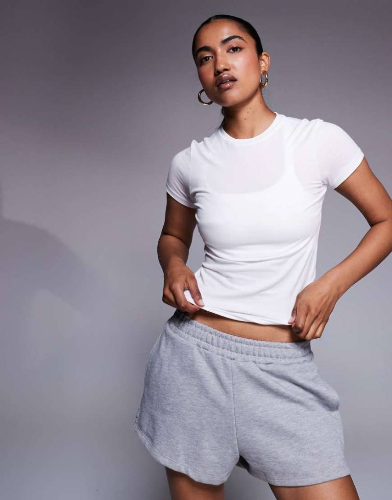 4505 - Figurbetontes Alltags-T-Shirt aus Baumwolle in Weiß mit schnelltrocknendem Finish von 4505