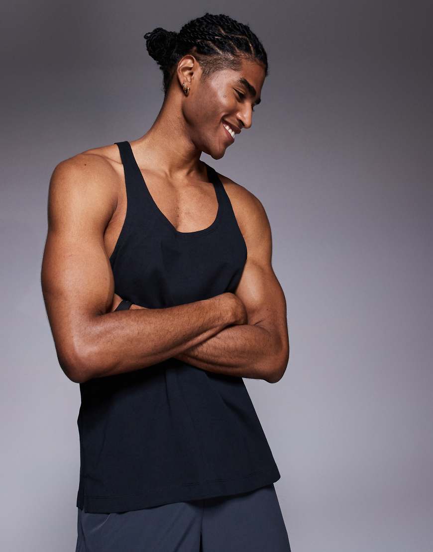 4505 - Icon - Baumwoll-Trägershirt im Stringer-Stil in Schwarz mit schnelltrocknendem Finish 4505 - Icon - Baumwoll-Trägershirt im Stringer-Stil in Schwarz mit schnelltrocknendem Finish von 4505