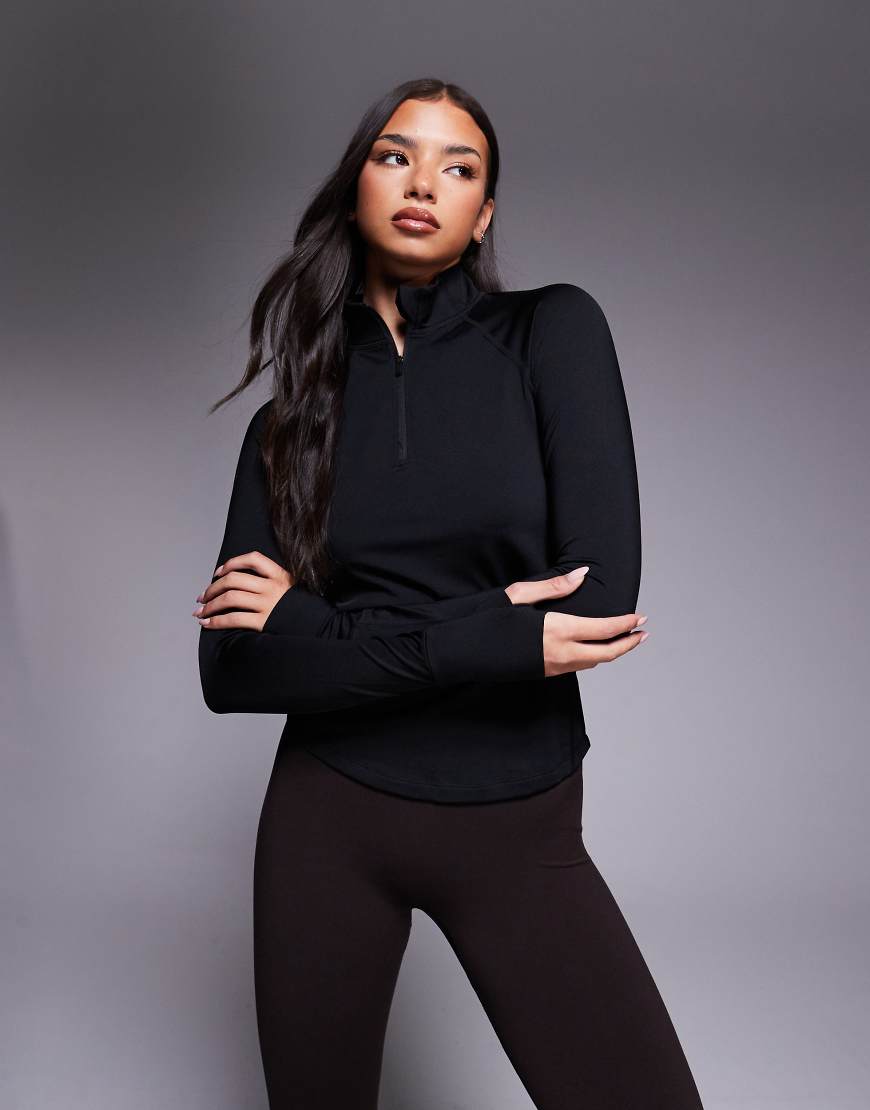 4505 - Icon - Konturierende Lauf-Jacke aus Thermostoff in Schwarz mit kurzem Reißverschluss von 4505