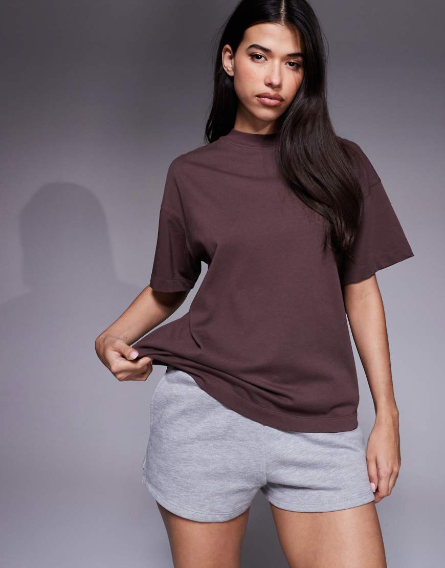 4505 - Icon - Oversize-T-Shirt aus schwerer Baumwolle in verwaschenem Braun mit schnell trocknendem Finish-Brown von 4505