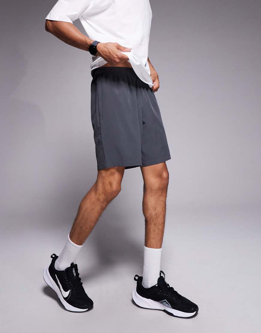 4505 - Icon - Schnelltrocknende Sport-Shorts in Anthrazit mit Reißverschlusstaschen, 13 cm Schrittlänge-Grau von 4505