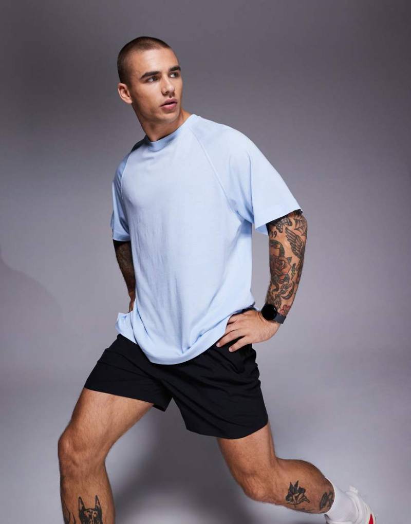 4505 - Yoga - Schnelltrocknendes Oversize-T-Shirt aus leichtem Funktionsmaterial in Himmelblau von 4505