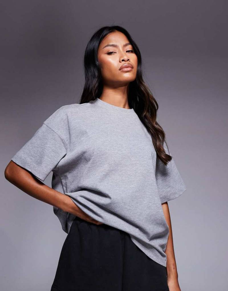 4505 - Icon - Schweres Oversize-T-Shirt aus Baumwolle in Grau meliert mit schnell trocknendem Finish 4505 - Icon - Schweres Oversize-T-Shirt aus Baumwolle in Grau meliert mit schnell trocknendem Finish von 4505
