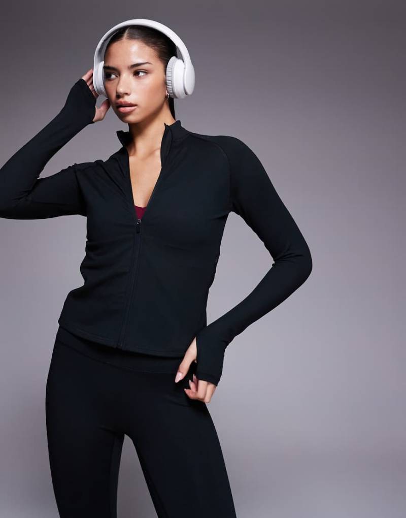 4505 - Icon Studio - Weiches, langärmliges Oberteil in Schwarz mit Reißverschluss von 4505