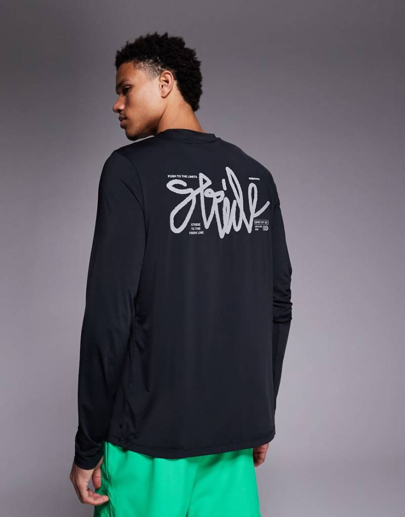 4505 - Langärmliges, schnelltrocknendes Shirt aus Performance-Netzstoff in Schwarz mit Rückenprint von 4505