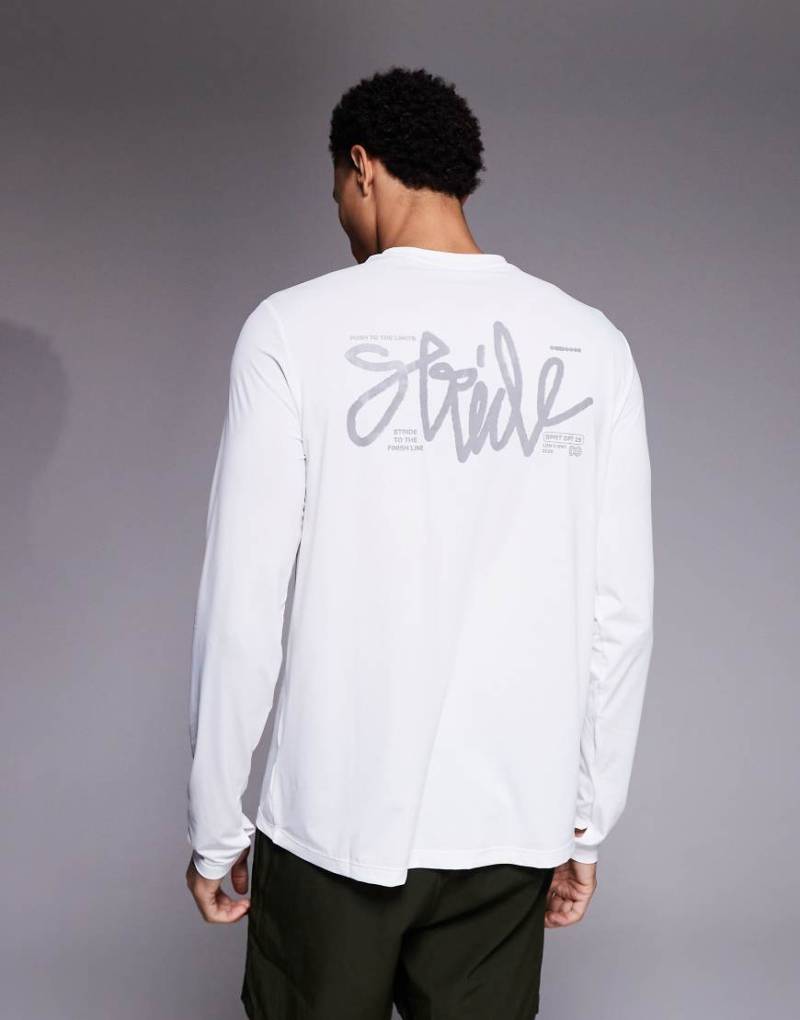 4505 - Langärmliges, schnelltrocknendes Shirt aus Sport-Netzstoff in Weiß mit Rückenprint von 4505