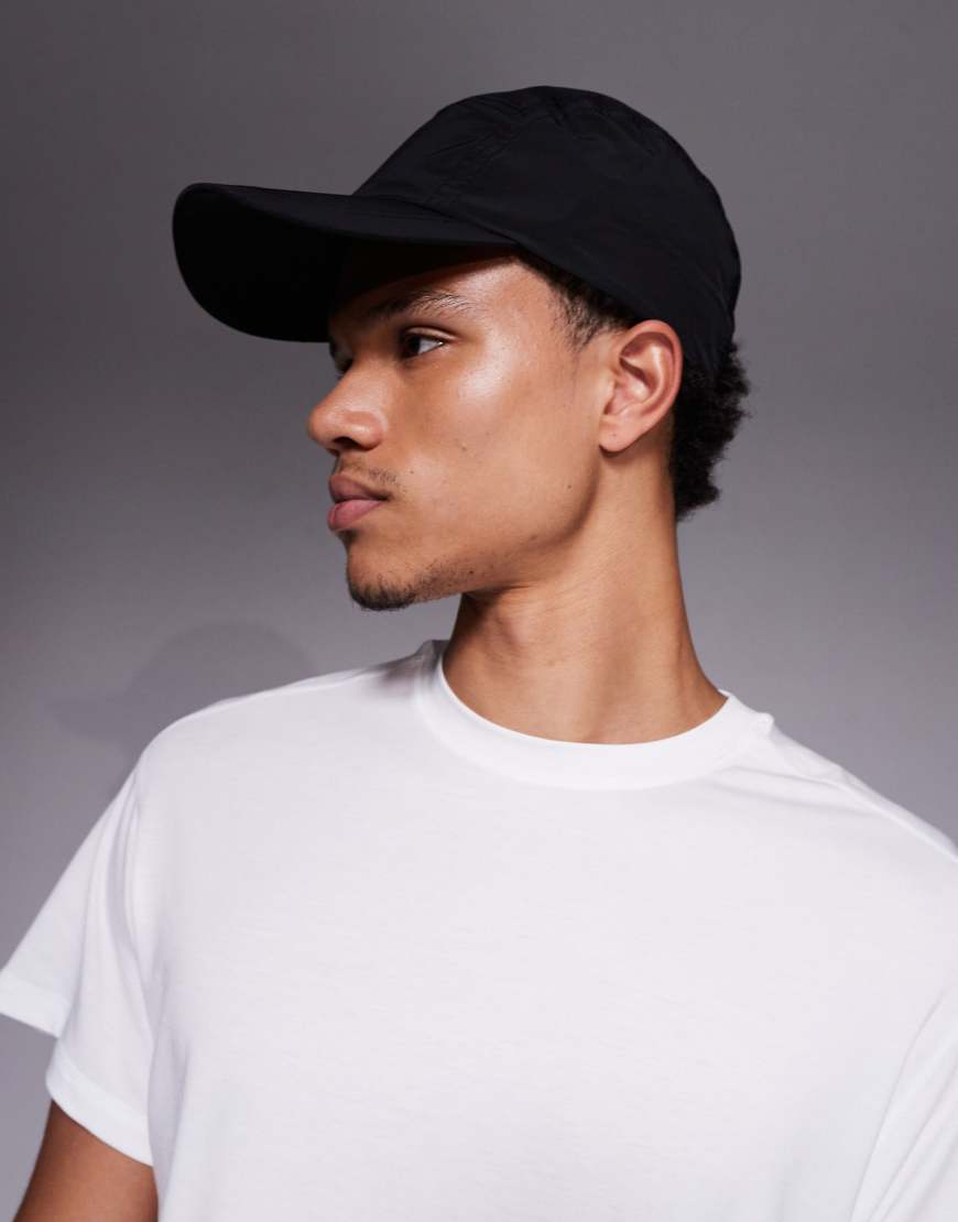 4505 - Laufkappe in Schwarz mit verstellbarem Knebelverschluss hinten von 4505