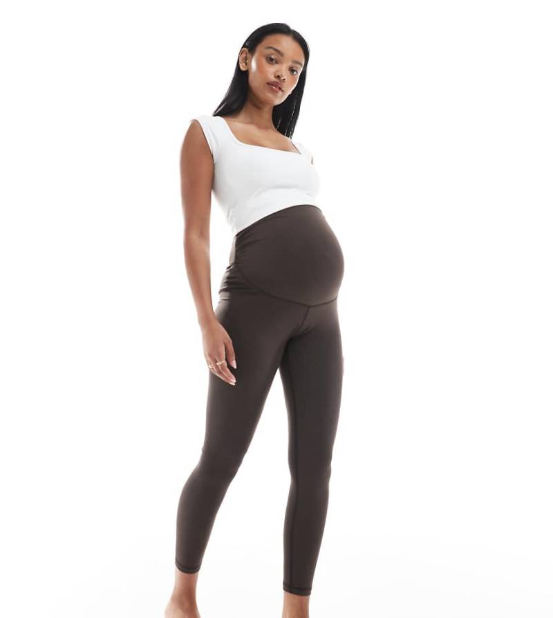 4505 Maternity - Icon - Weiche Umstands-Yogaleggings in Schokobraun mit hohem Bund-Brown von 4505