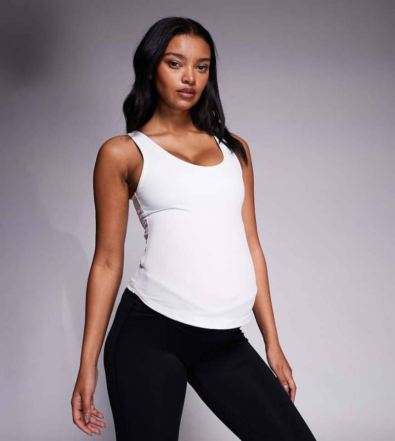 4505 Maternity - Weiches, geripptes Trägertop in Weiß mit integriertem BH, Umstandsmode von 4505