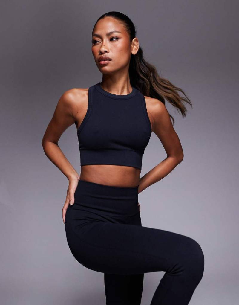 4505 - Active - Doppellagiger, nahtloser Sport-BH in geripptem Schwarz mit Stützfunktion von 4505