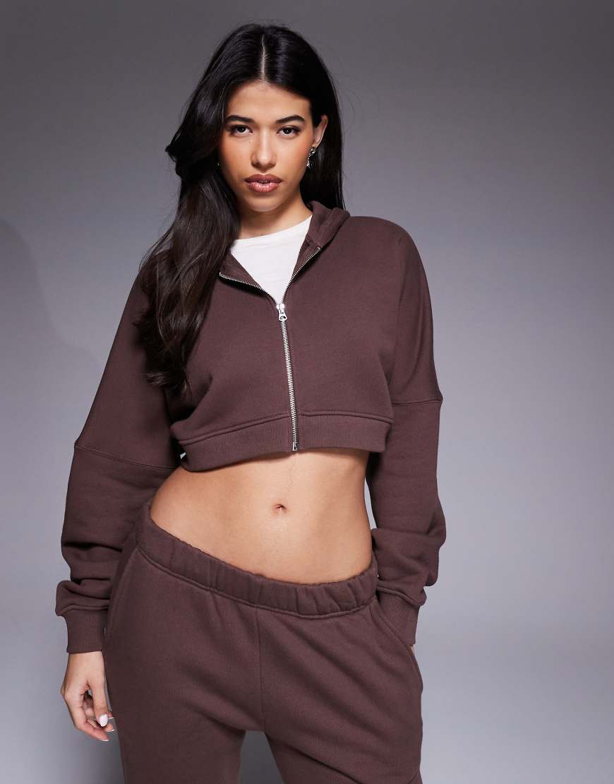 4505 - Rest Day - Kapuzenpullover aus 420 g/m² schwerer Baumwolle in verwaschenem French-Roast-Braun mit extremer Cropped-Passform und tiefen Armlöchern-Brown von 4505