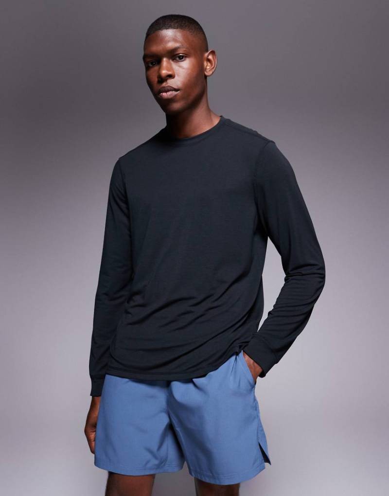 4505 - Schnelltrocknendes, langärmliges Trainingsoberteil aus Performance-Jersey in Schwarz von 4505