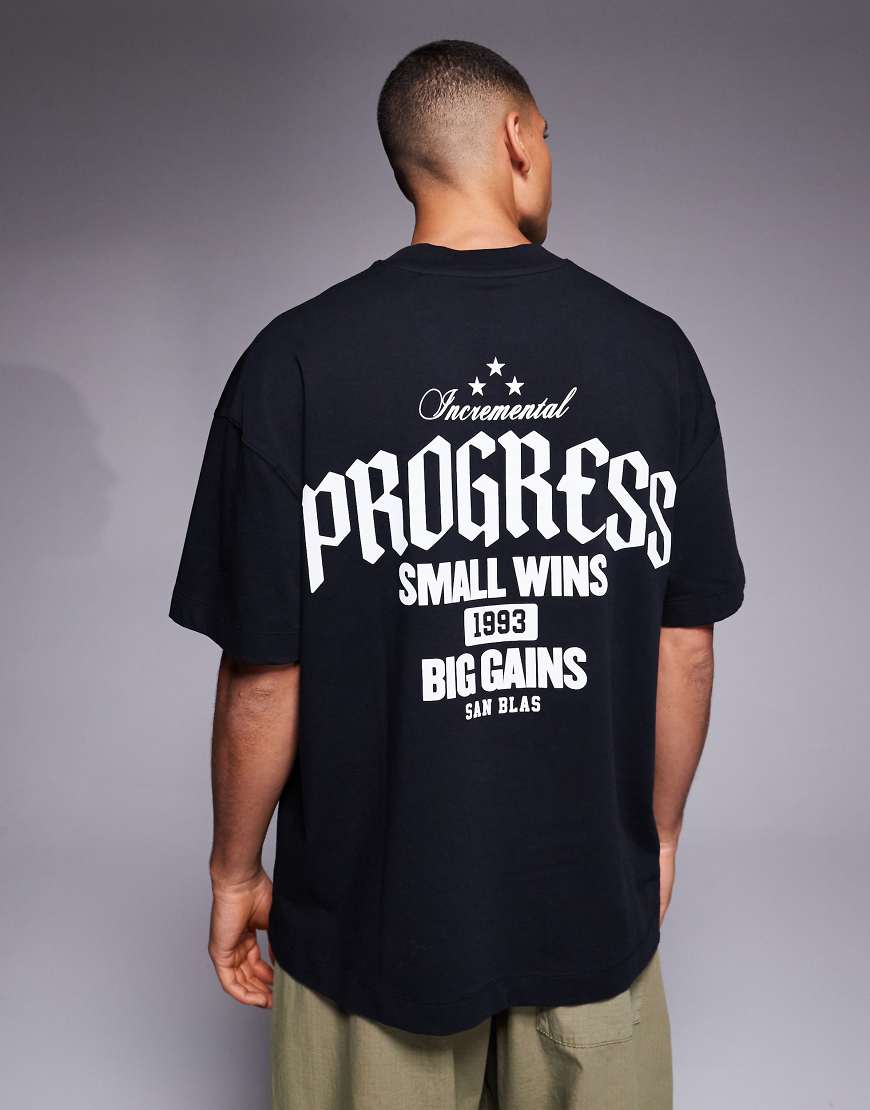 4505 - Schweres Oversize-T-Shirt aus Baumwolle in verwaschenem Schwarz mit Rückenprint und schnell trocknendem Finish von 4505