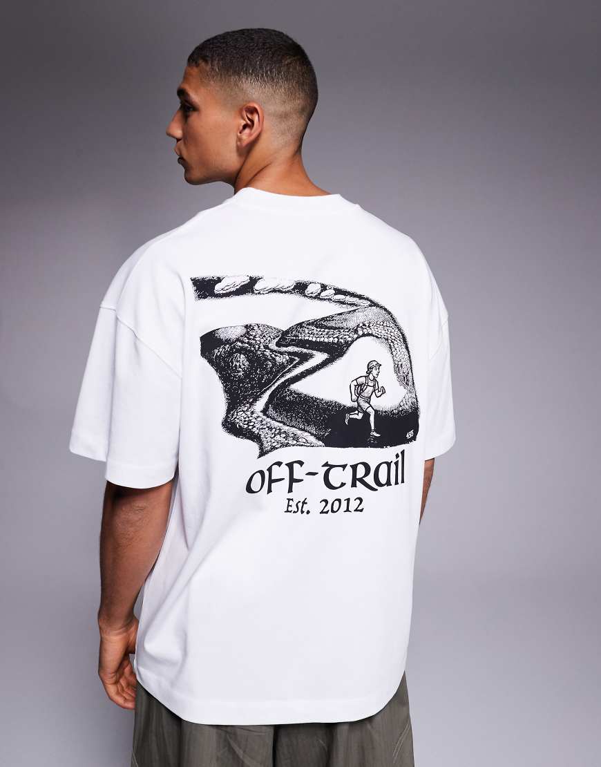 4505 - Schweres Oversize-T-Shirt aus schnell trocknender Baumwolle in Weiß mit Rückenprint von 4505