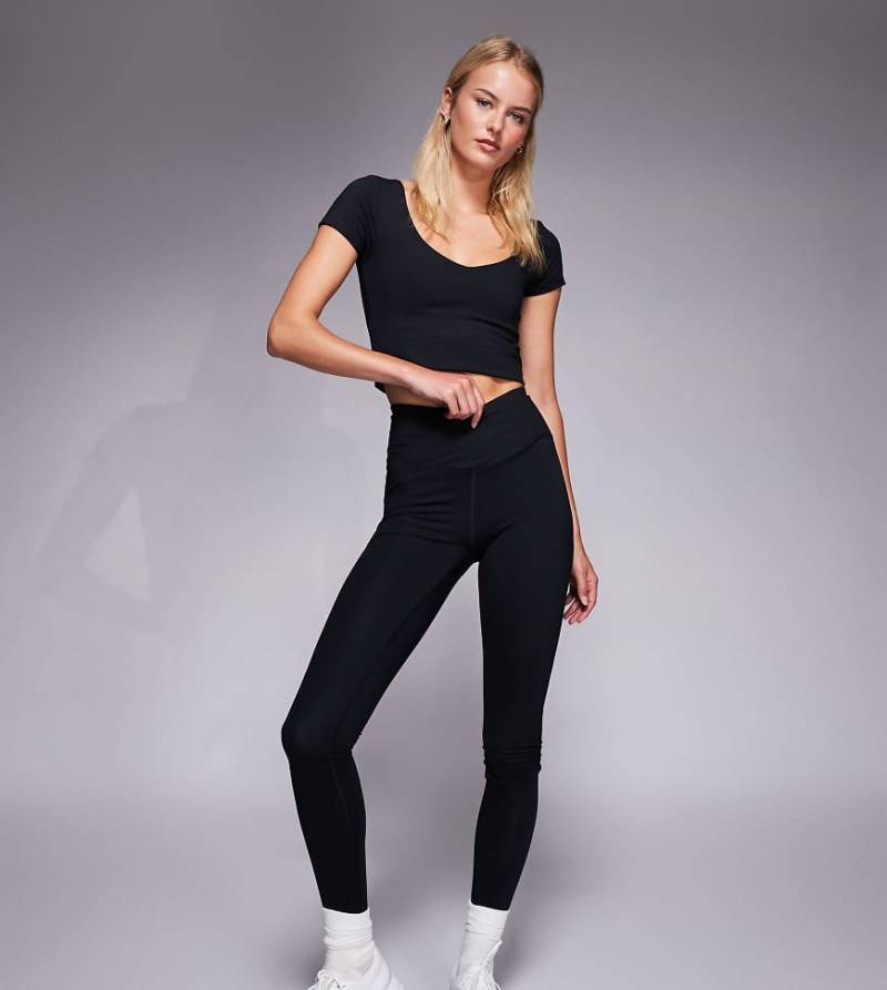 4505 Tall - Icon - Weiche Yoga-Leggings in Schwarz mit Wickelbund von 4505