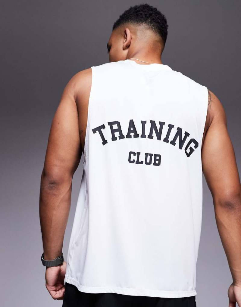 4505 - Tanktop in Weiß mit „Training Club"-Rückenprint von 4505
