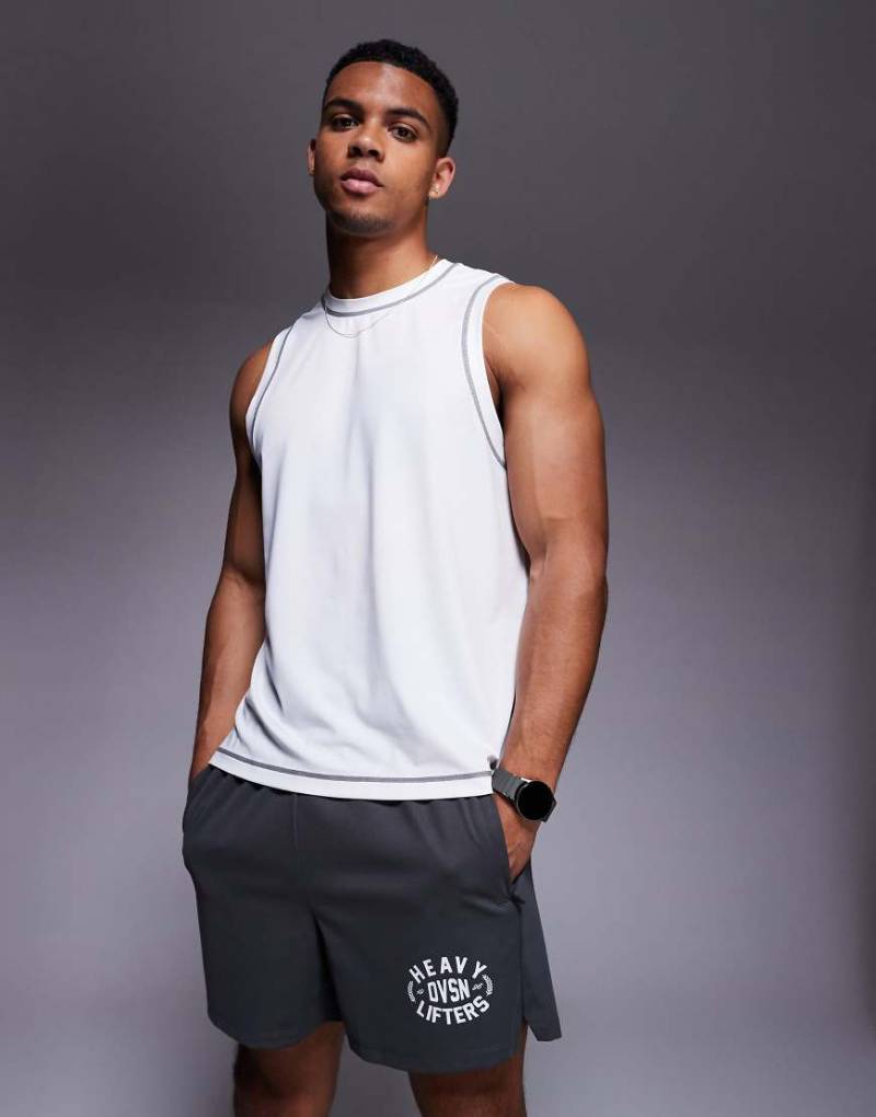 4505 - Trägertop aus Netzstoff in Weiß mit Kontrastnähten und tiefen Armlöchern von 4505