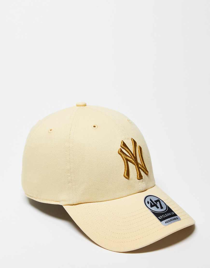 47 Brand - Baseballkappe in Hellbeige mit farblich abgestimmtem „NY Yankees"-Logo und „Clean Up"-Motiv-Neutral 47 Brand - Baseballkappe in Hellbeige mit farblich abgestimmtem „NY Yankees"-Logo und „Clean Up"-Motiv-Neutral von 47 Brand
