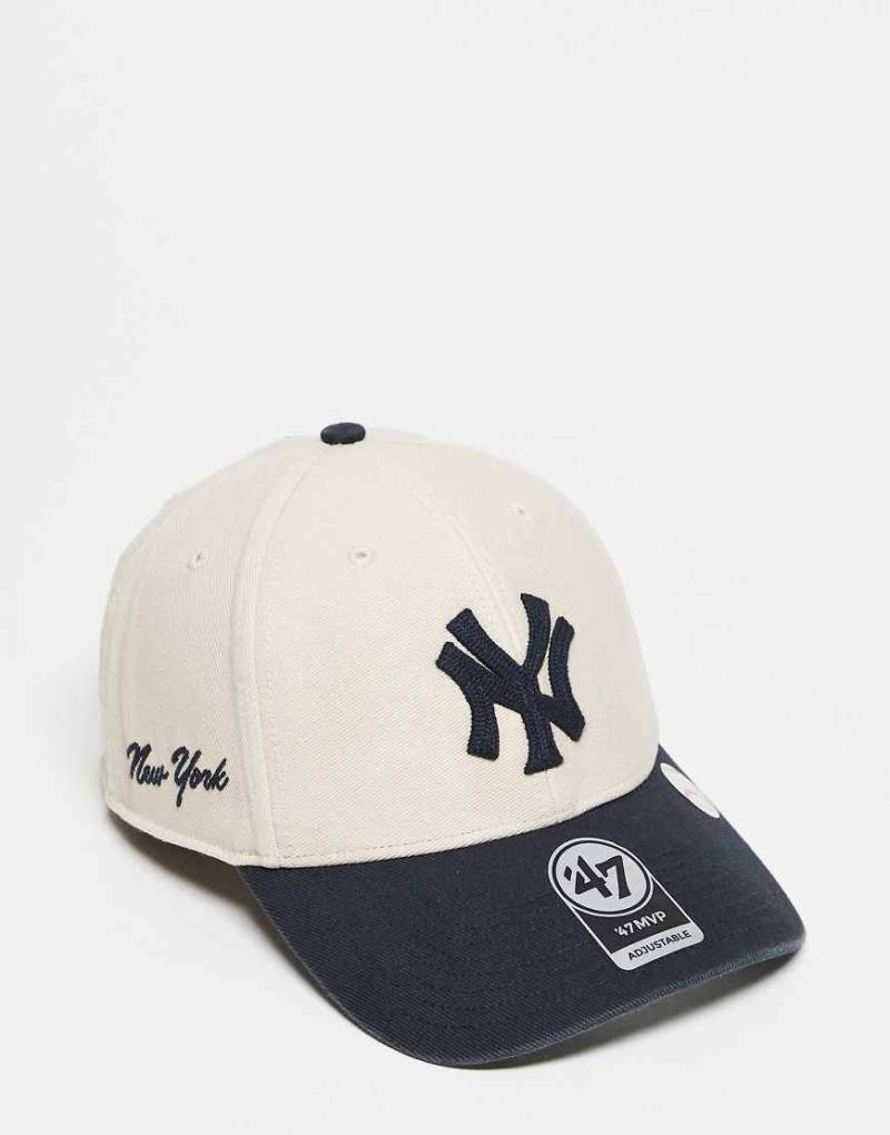 47 Brand - NY Yankees - Clean Up - Kappe in Creme mit Kontrastschild-Weiß von 47 Brand