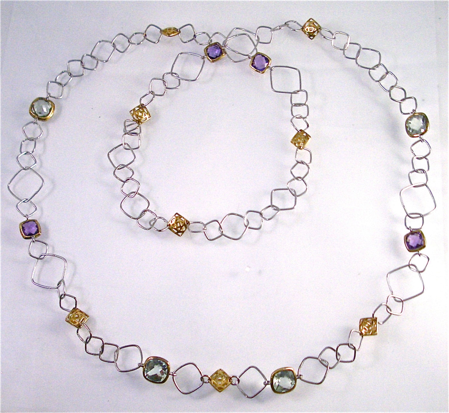 sterling Silber 2-Ton Kissen Form Briolette Cut Grüner Amethyst & Halskette, 30" Lang, 22.85Cts Gesamtgewicht von 47thStreetJewelry