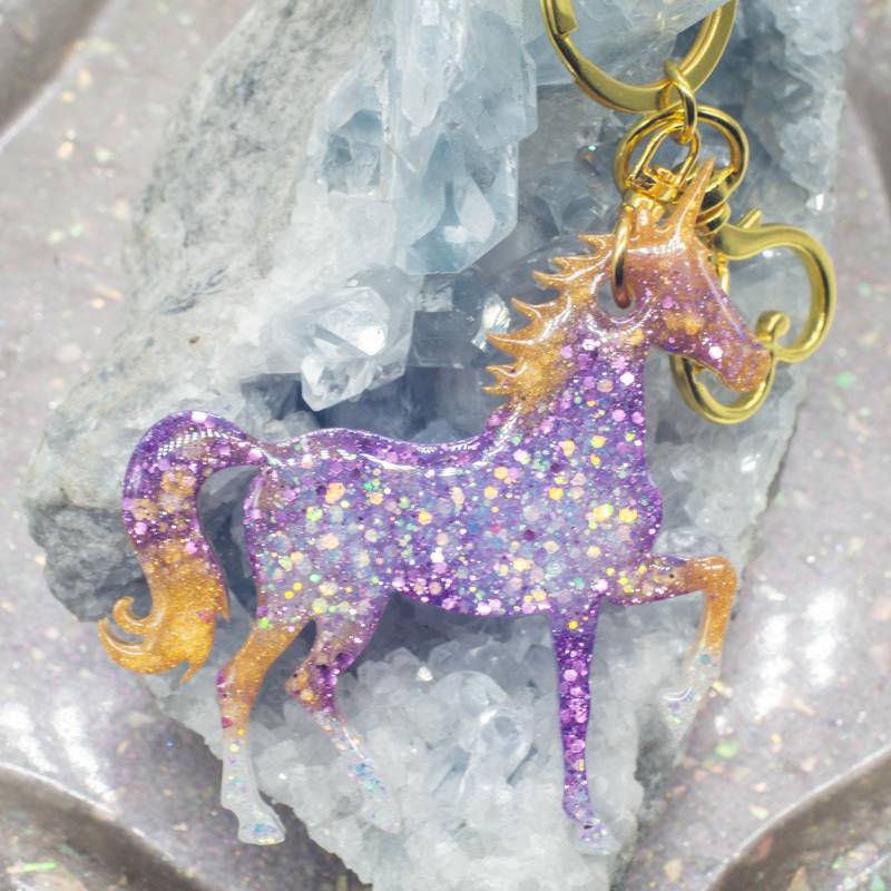 Einhorn Schlüsselanhänger Aus Epoxidharz, Glitzer, Handmade, Kleine Geschenke, Schulranzen, Geschenkidee Mädchen, Adventskalender von 4Laliszeiten