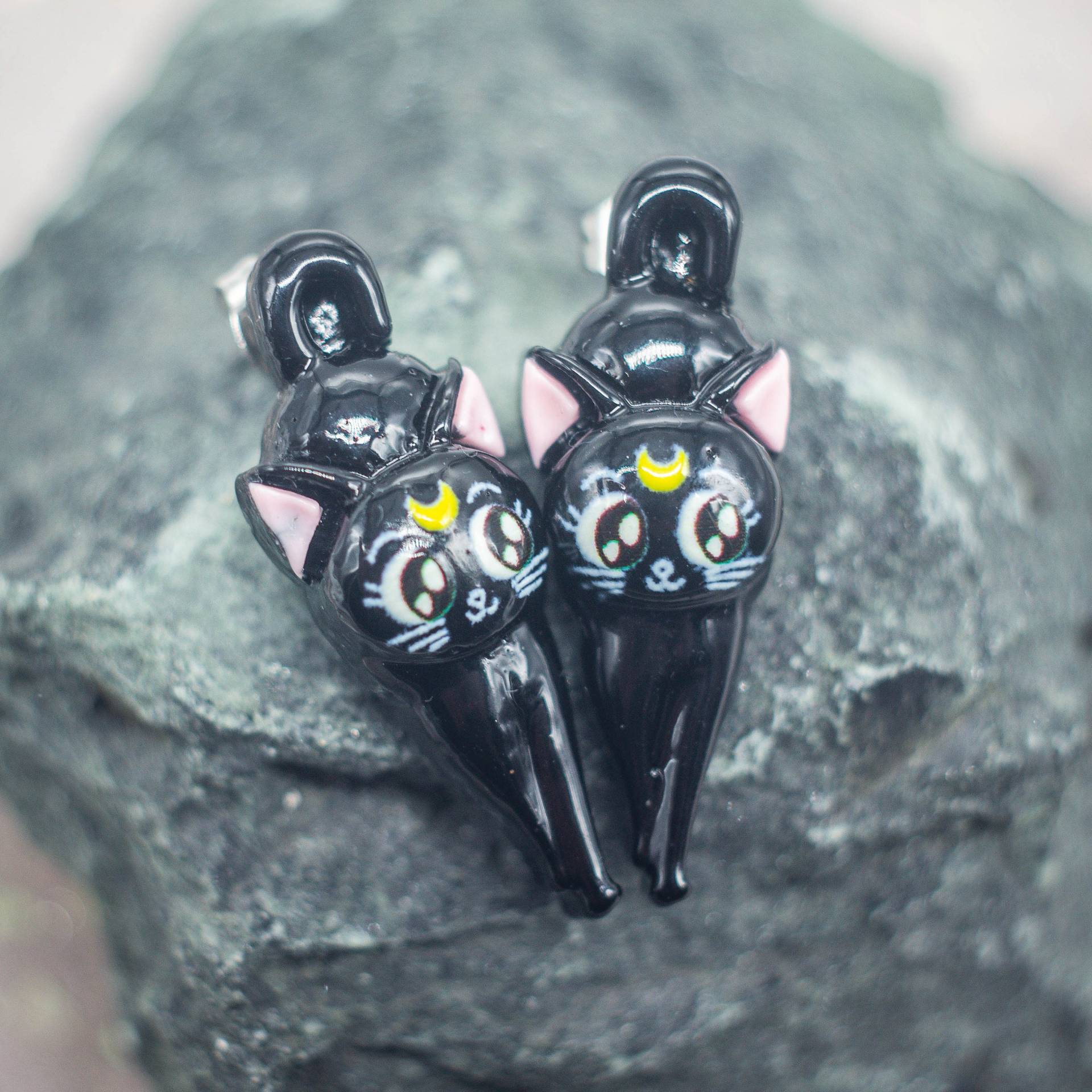 Luna Katze, Ohrringe Aus Acryl, Sailor Moon, Kleine Ohrstecker, Damenschmuck, Kinderschmuck, Kawaii, Fanart von 4Laliszeiten