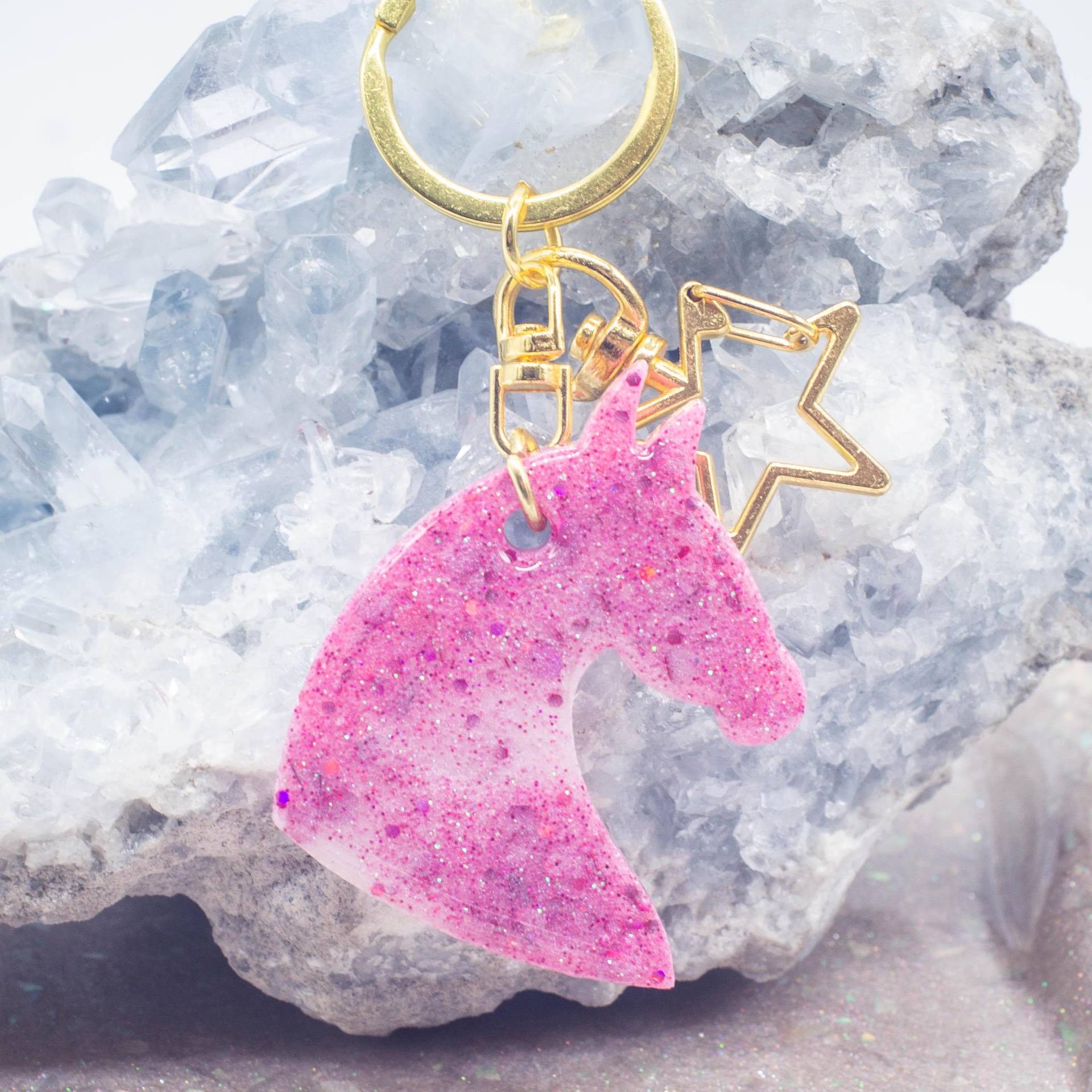 Pferd, Pony Schlüsselanhänger Aus Epoxidharz, Glitzer, Handmade, Kleine Geschenke, Schulranzen, Geschenkidee Mädchen, Adventskalender von 4Laliszeiten