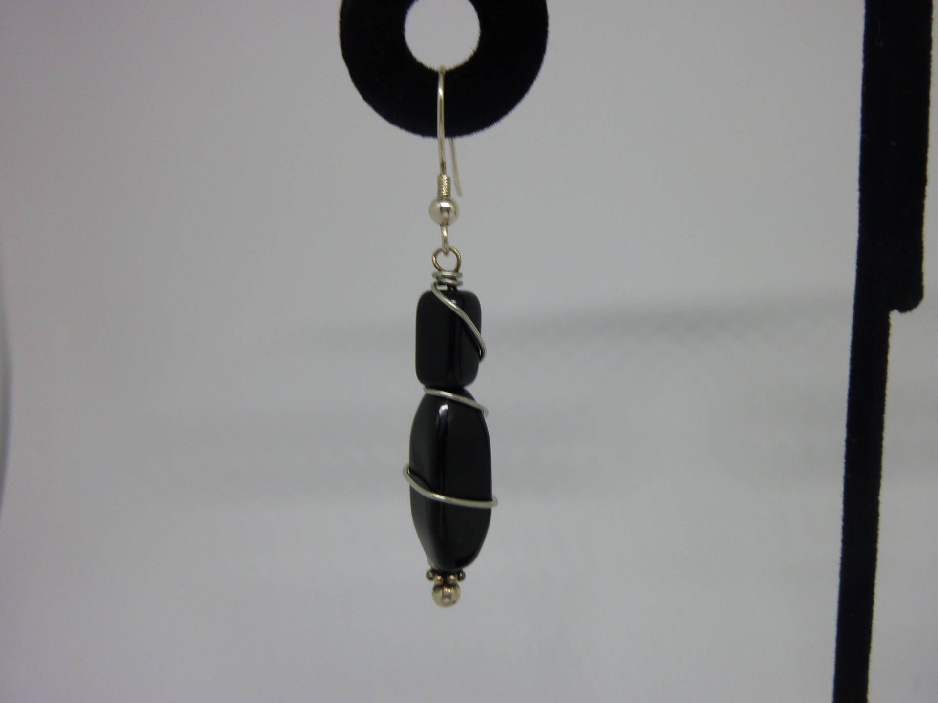 Draht Umwickelt Schwarz & Silber Durchbohrt Ohrringe Draht Umwickelt Schwarz & Silber Durchbohrt Ohrringe von 4SeasonsJewelryBox