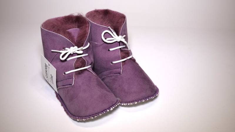 Lammfell Babyschuhe Schühchen Licht Lila Leder-Shaggy Stiefel Handgefertigt Weihnachtsgeschenk Zurück Zur Schule Echtes Schaffell-Geschenk Für Ihr von 4SeasonsLine