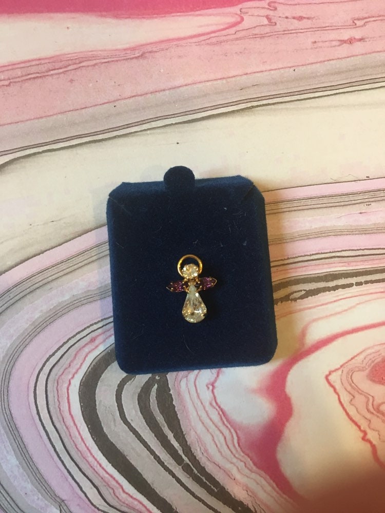 Goldfarbenen Metall Rosa Blume Blütenblatt Brosche Vintage Blumen-Schmuck Perlglanz Zentrum Mit Rund Facettierten Leicht Strass von 4SweetK