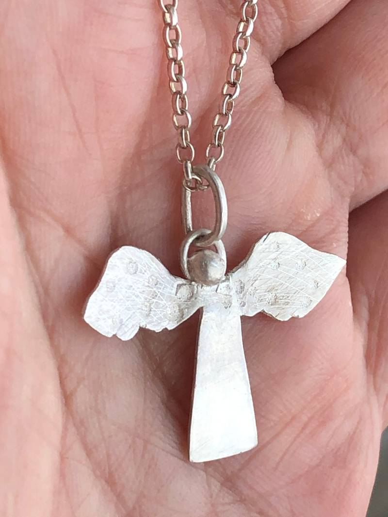Handgefertigte Sterling Silber Engel Anhänger Halskette Schutztalisman von 4everDesignJewelry